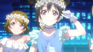 Rating: Safe Score: 1 Tags: animated artist_unknown dancing hair love_live!_season_2 love_live!_series performance User: evandro_pedro06