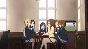 Rating: Safe Score: 6 Tags: animated artist_unknown character_acting k-on_series k-on!_the_movie User: untai