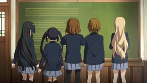Rating: Safe Score: 77 Tags: animated artist_unknown character_acting fabric hair k-on!! k-on_series User: chii