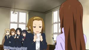 Rating: Safe Score: 161 Tags: animated artist_unknown character_acting hair k-on!! k-on_series smears User: glas_round