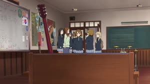 Rating: Safe Score: 15 Tags: animated artist_unknown character_acting instruments k-on! k-on_series performance User: untai