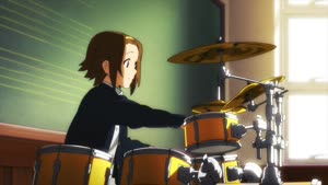 Rating: Safe Score: 97 Tags: animated character_acting instruments k-on!! k-on_series performance presumed smears taichi_ishidate User: chii