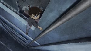 Rating: Safe Score: 39 Tags: animated character_acting detective_conan detective_conan_movie_25:_the_bride_of_halloween effects explosions fabric falling fire jiro_kanai presumed running smoke User: YGP
